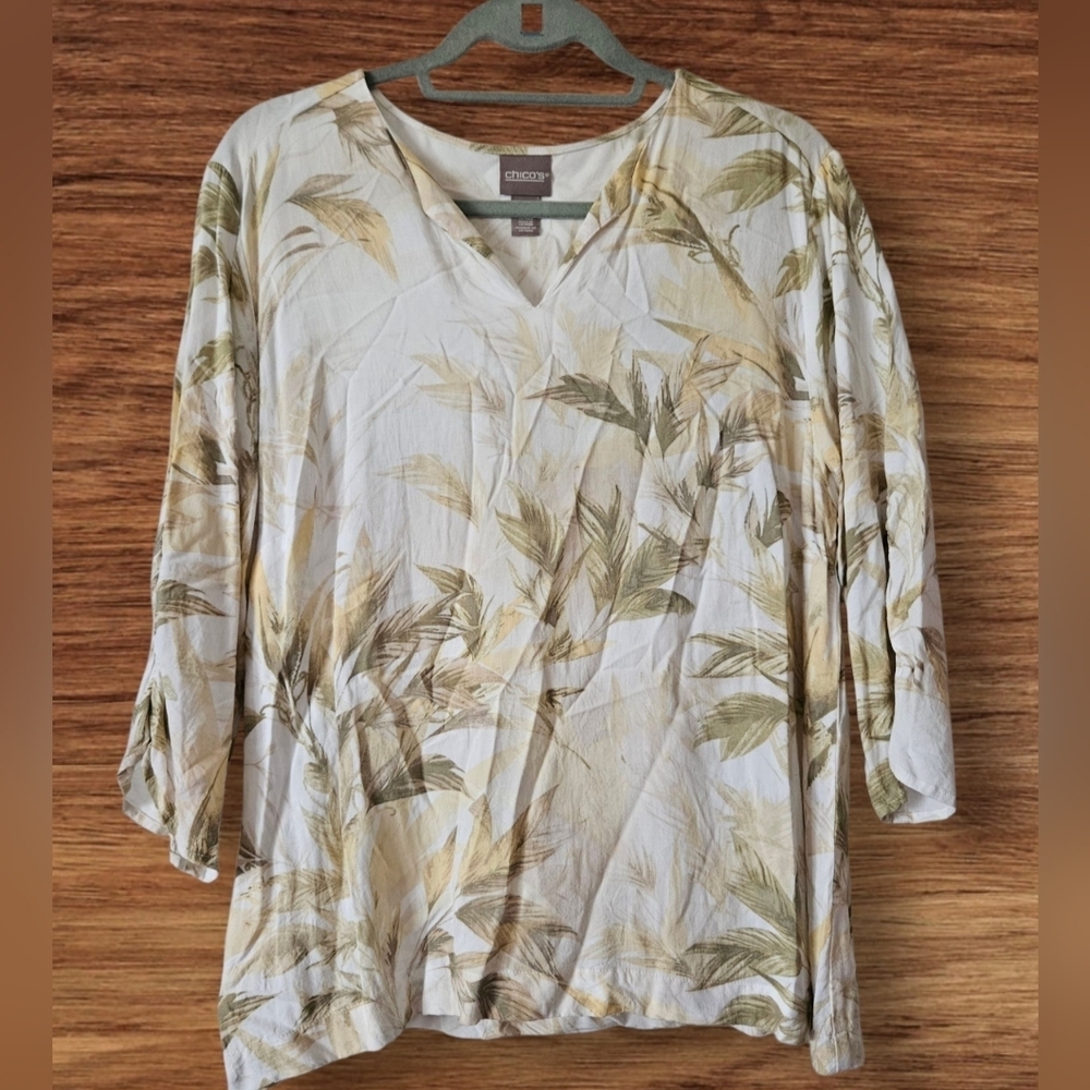 Chicos V-neck 3/4 Sleeve Pullover Top Women Size 2